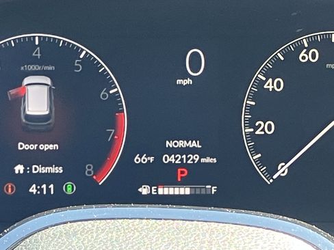 Used 2024 Honda Pilot TrailSport image 24