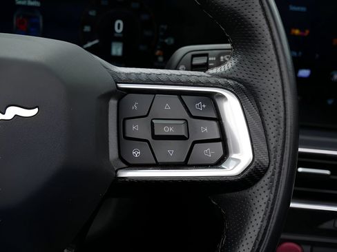 Used 2025 Ford Mustang GT Premium RWD image 19