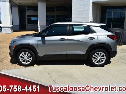 Used 2023 Chevrolet TrailBlazer LS FWD image 7