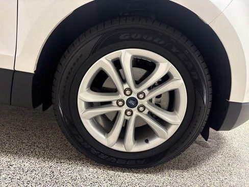 Used 2020 Ford Edge SEL w/ Convenience Package image 33