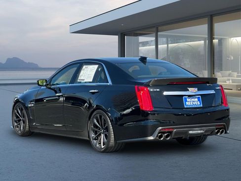 Used 2018 Cadillac CTS V w/ Carbon Fiber Package image 6