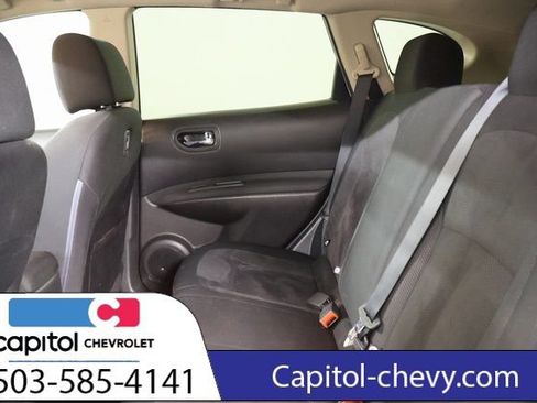 Used 2015 Nissan Rogue S w/ Convenience Package FWD image 27