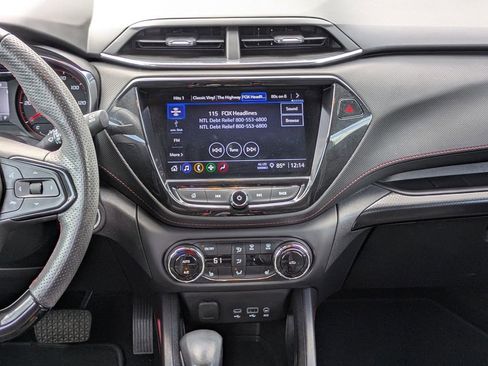 Used 2023 Chevrolet TrailBlazer RS w/ Sun and Liftgate Package image 18