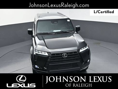 Used 2025 Lexus GX 550 w/ Cold Area Package AWD/4WD image 25