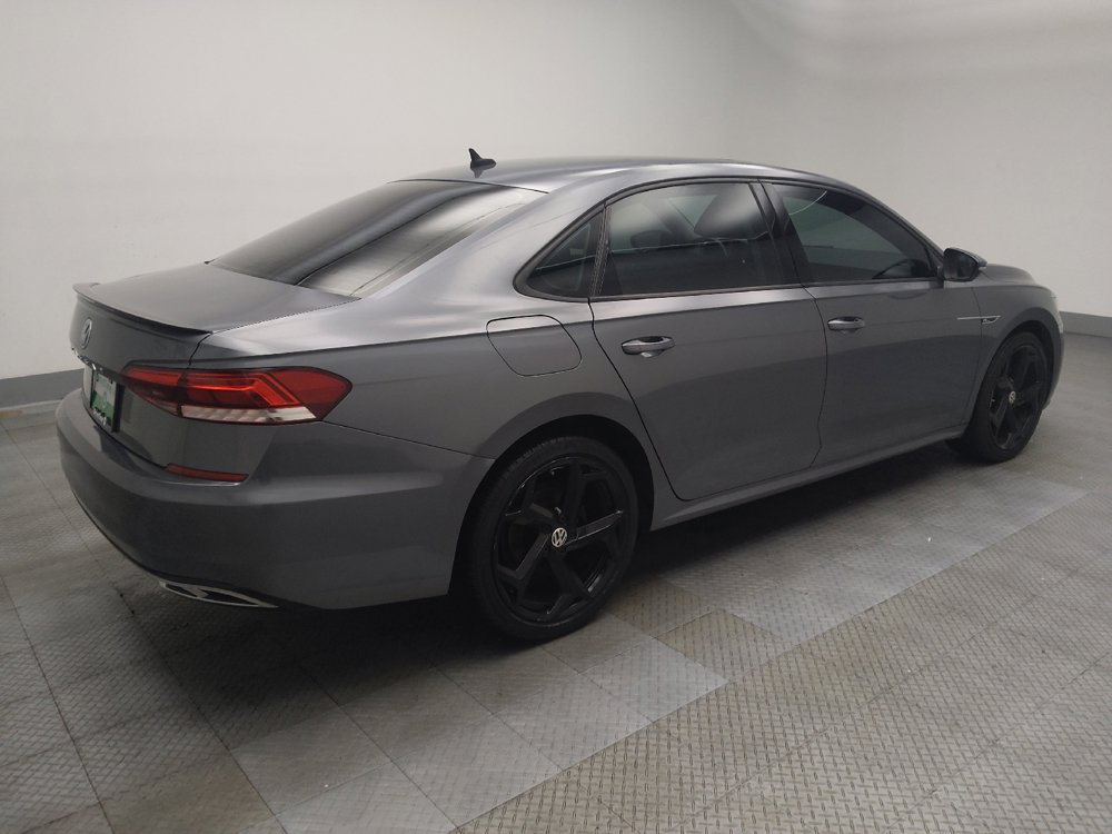 Used 2020 Volkswagen Passat 2.0T R-Line FWD image 10