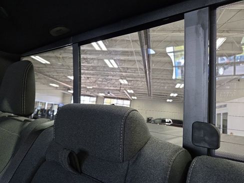 Used 2019 RAM 1500 Big Horn AWD/4WD image 36
