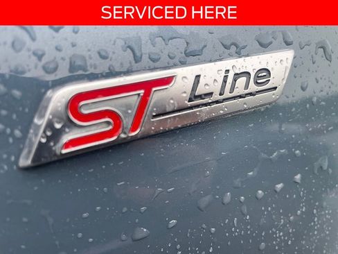 Certified 2025 Ford Escape ST-Line Select AWD/4WD image 4