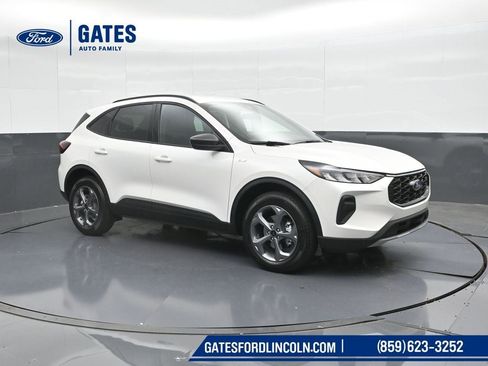 New 2025 Ford Escape ST-Line w/ Tech Pack #1 image 4