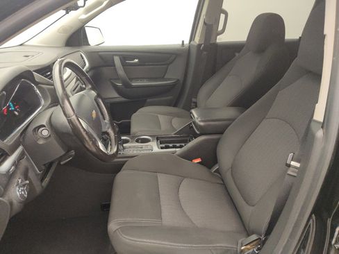 Used 2017 Chevrolet Traverse LT w/ Style and Technology Package FWD image 17