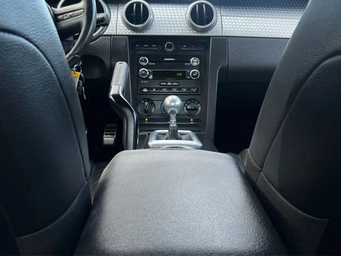 Used 2008 Ford Mustang GT Premium RWD image 24