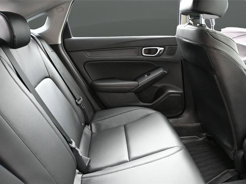 Used 2025 Acura Integra FWD image 17