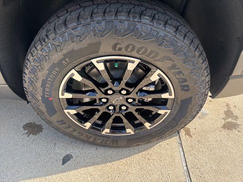 New 2026 Chevrolet Traverse Z71 AWD/4WD image 19