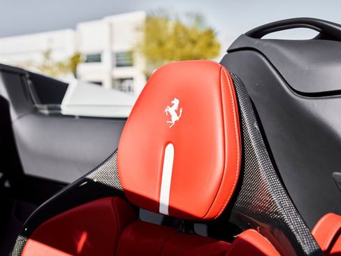 Used 2025 Ferrari SF90 Spider AWD/4WD image 48