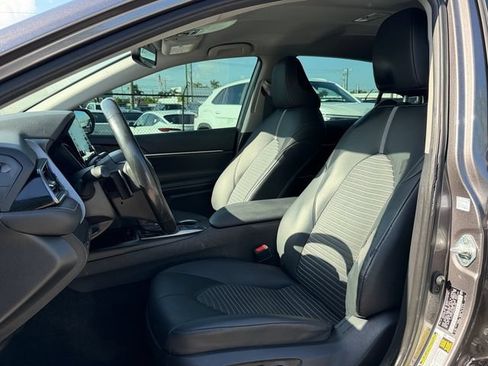 Used 2024 Toyota Camry SE w/ Convenience Package FWD image 9