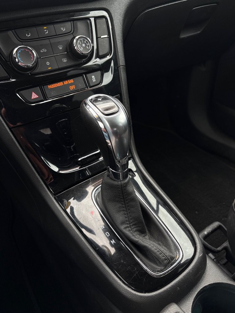 Used 2019 Buick Encore Preferred FWD image 18