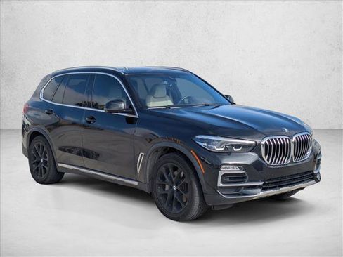 Used 2020 BMW X5 xDrive40i w/ Premium Package image 3