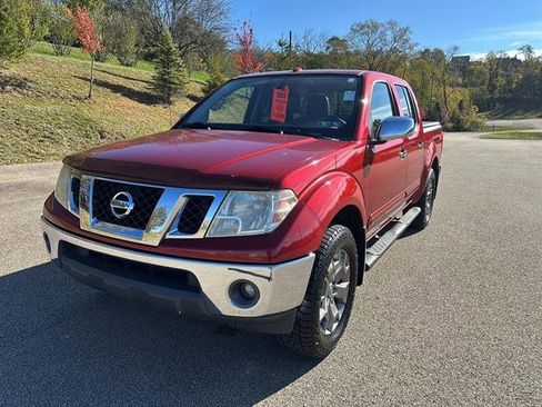 Used 2015 Nissan Frontier SL w/ Moonroof Package image 8