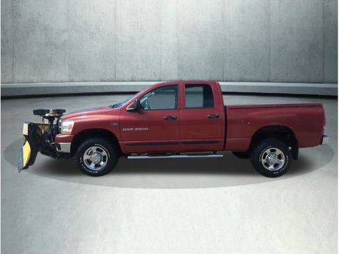 Used 2006 Dodge Ram 2500 Truck SLT image 2