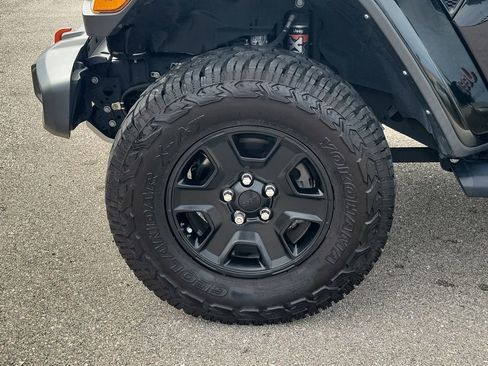 Used 2023 Jeep Gladiator Mojave w/ LED Lighting Group image 13