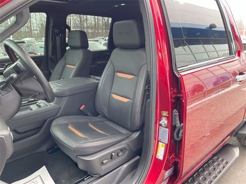Used 2024 GMC Sierra 2500 AT4 w/ AT4 Preferred Package image 19