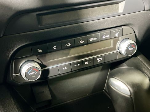 Used 2021 MAZDA CX-5 Touring image 27