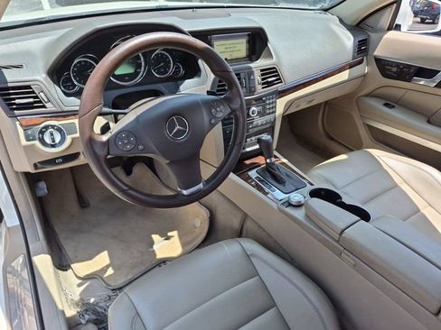 Used 2011 Mercedes-Benz E 550 Cabriolet image 10