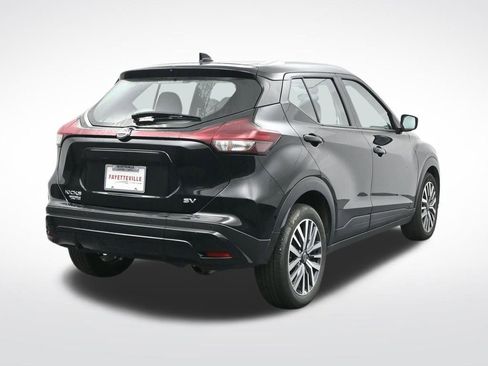 Used 2024 Nissan Kicks SV FWD image 6