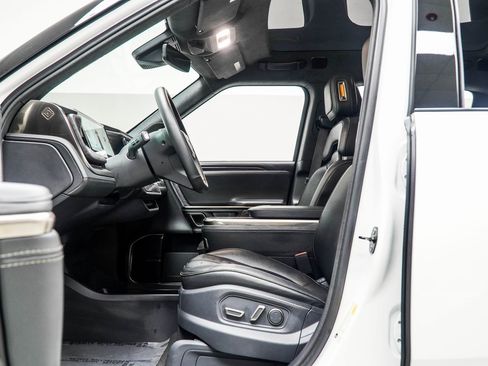 Used 2022 Rivian R1T Adventure image 38