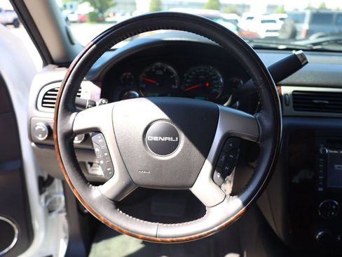 Used 2012 GMC Sierra 2500 Denali AWD/4WD image 13