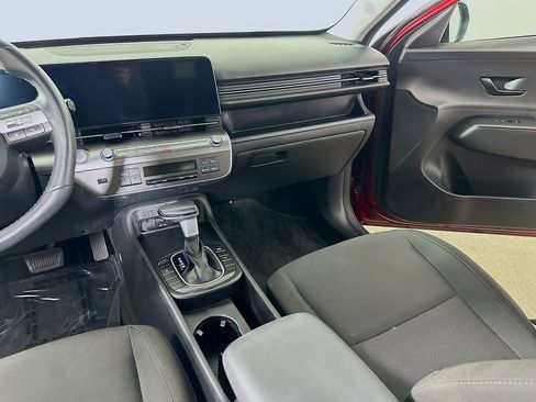 Used 2024 Hyundai Kona SEL AWD/4WD image 18