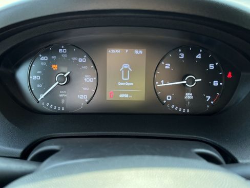 Used 2023 RAM ProMaster 2500 FWD image 25