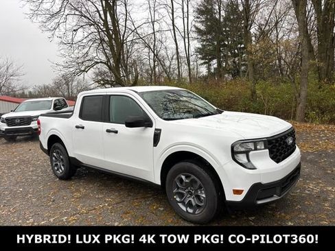 New 2025 Ford Maverick XLT w/ Equipment Group 301A image 26