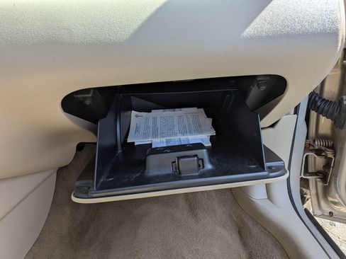 Used 2011 Chevrolet Impala LT w/ Luxury Edition Package FWD image 31