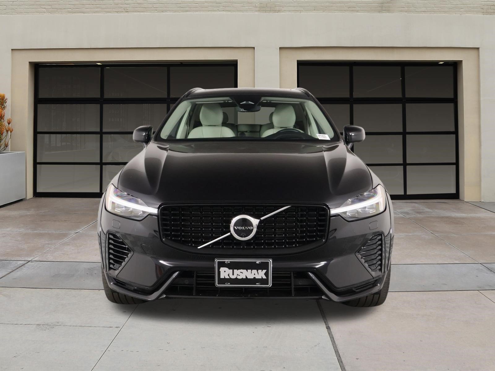 Used 2023 Volvo XC60 T8 Ultimate w/ Protection Package Premier AWD/4WD image 6