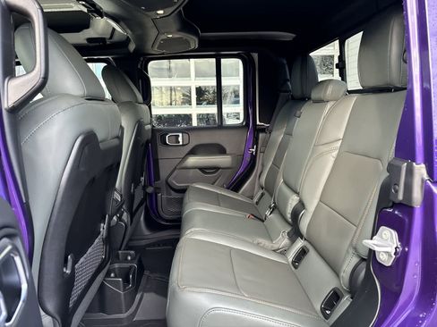 New 2026 Jeep Gladiator Mojave image 7