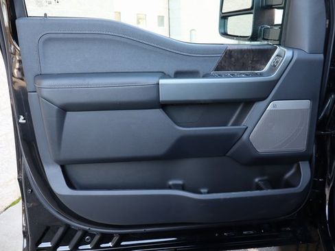 New 2026 Ford F250 Lariat w/ Black Appearance Package image 22