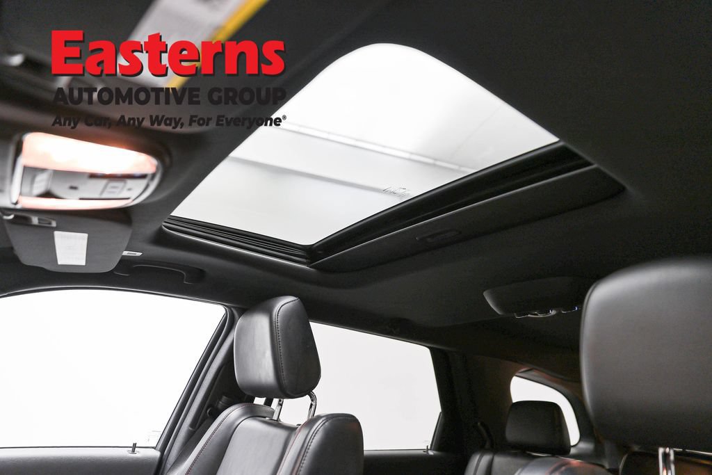 Used 2024 Dodge Durango GT RWD image 24