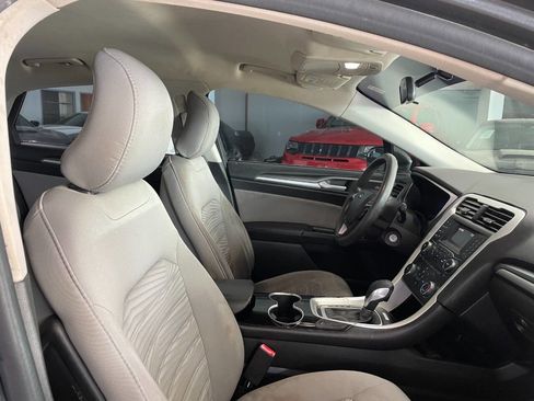 Used 2016 Ford Fusion S image 24