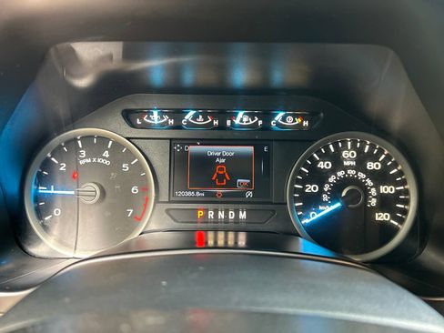 Used 2020 Ford F150 XLT w/ Equipment Group 302A Luxury AWD/4WD image 20