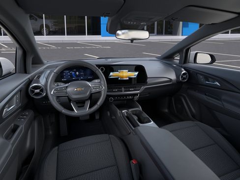 New 2026 Chevrolet Equinox EV LT FWD image 15