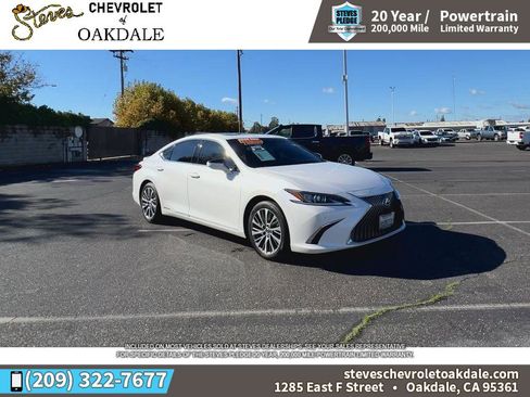Used 2021 Lexus ES 300h w/ Premium Package image 3