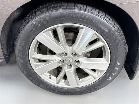 Used 2016 Nissan Pathfinder Platinum image 33