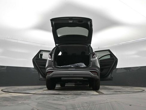 New 2026 Hyundai Tucson Limited image 43