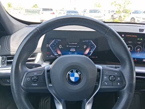 Used 2023 BMW X1 xDrive28i w/ Premium Package AWD/4WD image 8