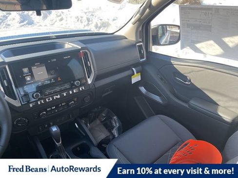 New 2026 Nissan Frontier SV w/ SV Convenience Package AWD/4WD image 16