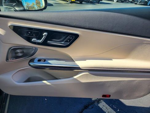 Used 2025 Mercedes-Benz CLE 300 4MATIC Coupe image 19