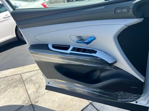 New 2026 Hyundai Tucson Limited AWD/4WD image 15