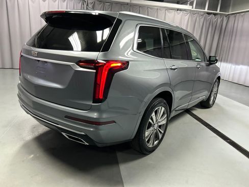 Used 2021 Cadillac XT6 Premium Luxury image 7