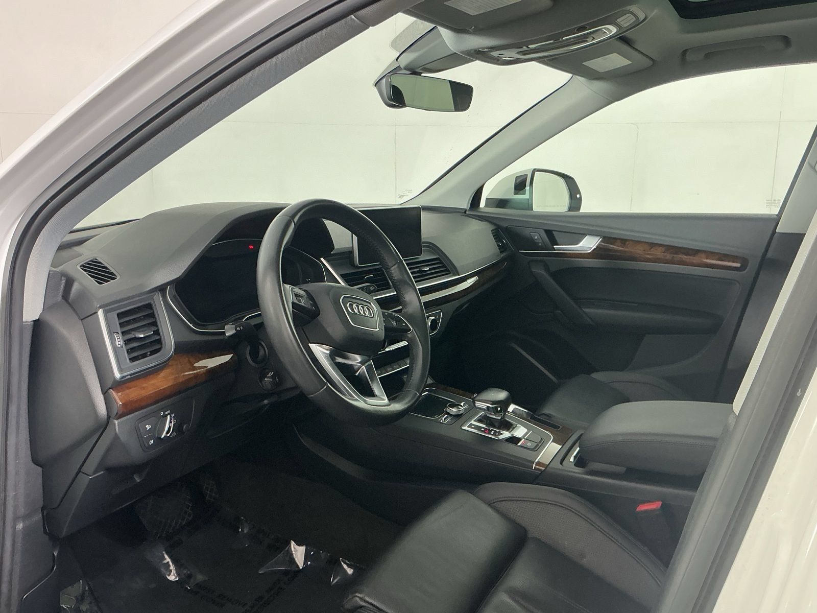 Used 2018 Audi Q5 2.0T Premium Plus w/ Premium Plus Package AWD/4WD image 10