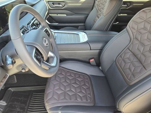 New 2026 Nissan Armada Platinum Reserve image 12